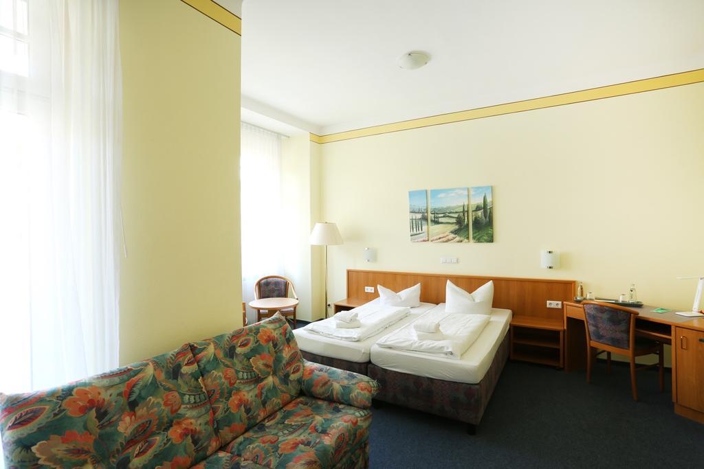 Central Hotel ゲーラ エクステリア 写真